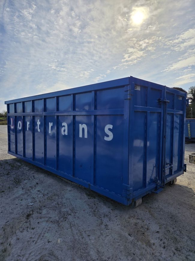 Alquiler de contenedores de obra en Cantabria